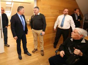 PODPIS POGODBE  FOTO LJUBO VUKELIČ 50s